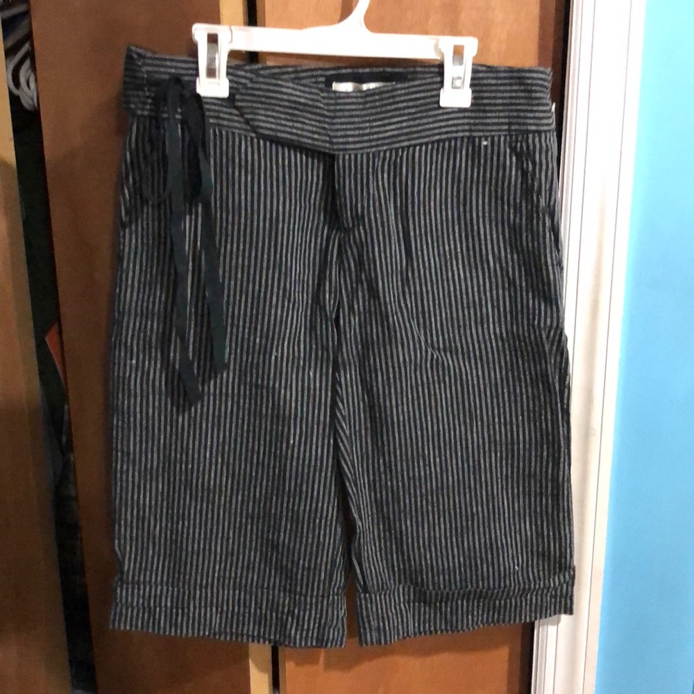 Dress shorts (NEVER WORN)